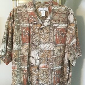 Mens 2XL Paradise Shores Hawaiian floral shirt